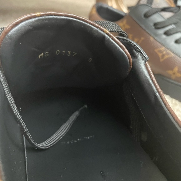 Authentic Louis Vuitton men shoe size 8 - Picture 4 of 9